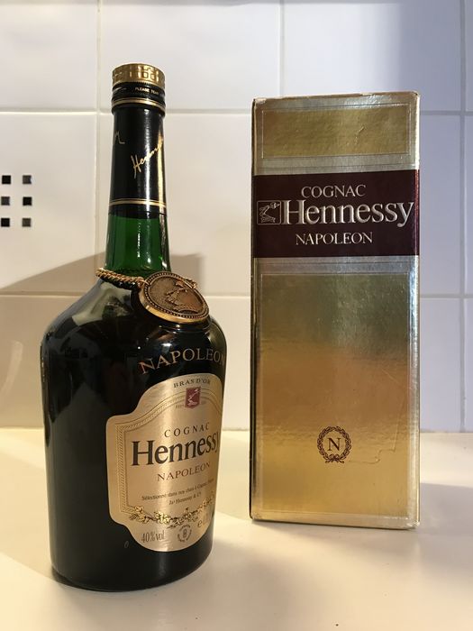 Cognac Hennessy Napoléon - Bottled 1980s