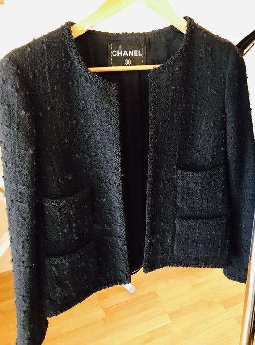 Chanel ? Black tweed jacket