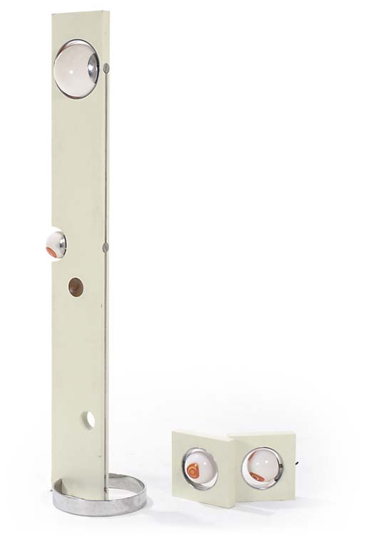 FLOOR LAMP AND TWO TABLE LAMPS