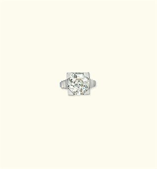 An Art Deco Diamond Single-Stone Ring