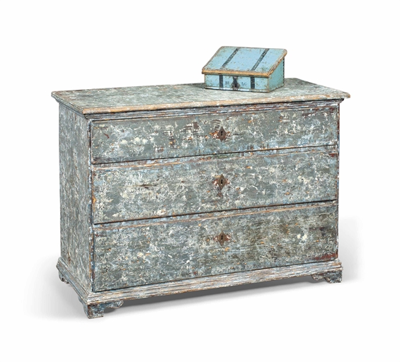 A GUSTAVIAN PAINTED COMMODE