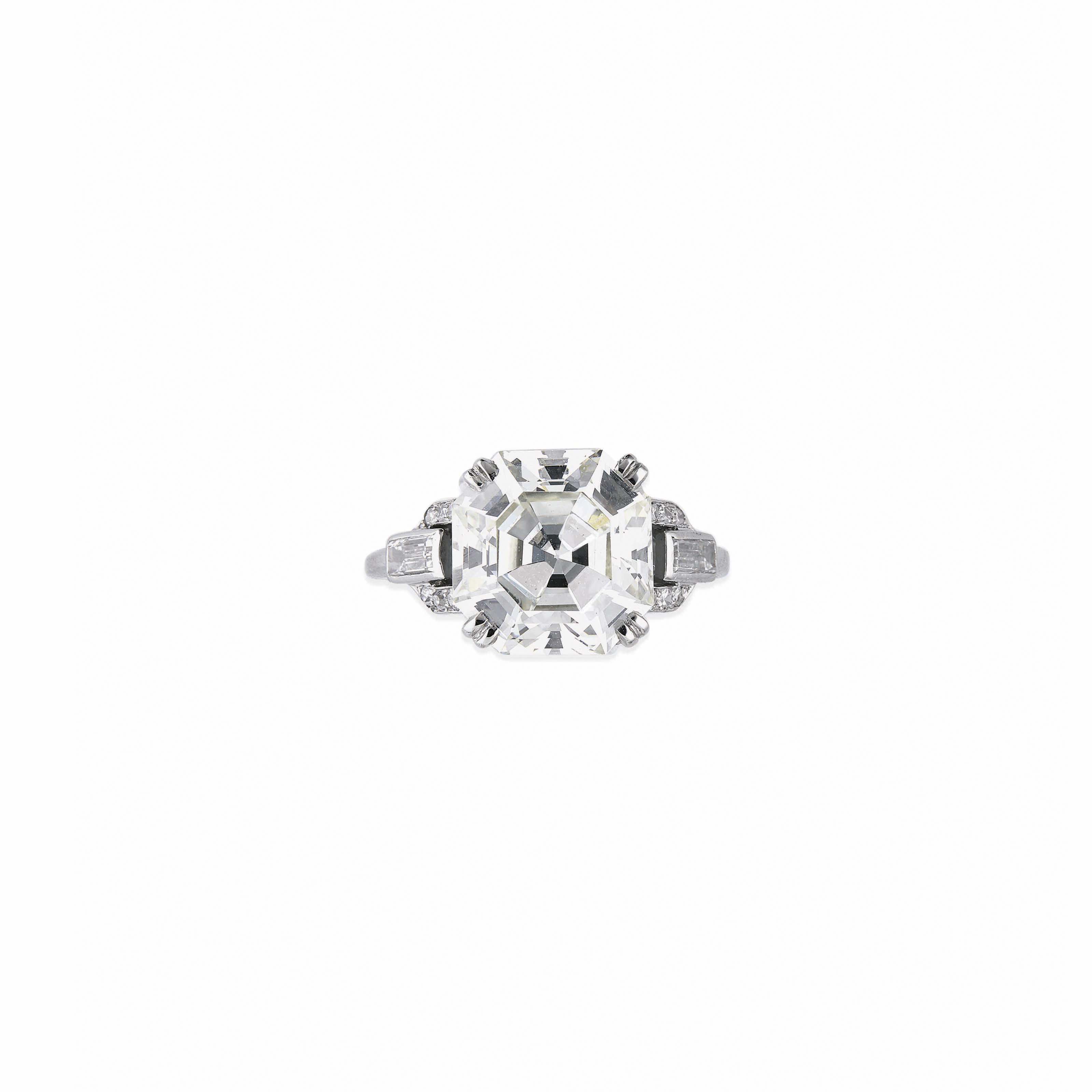 A diamond ring, by tabbah