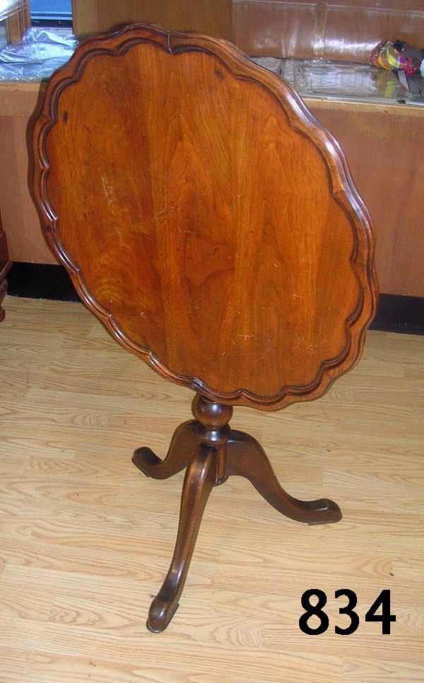 Antique oak tilt top pedestal side table
