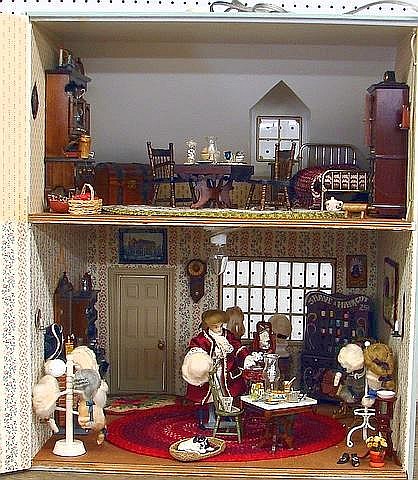 Doll Houses and Buildings Building. Williamsburg
