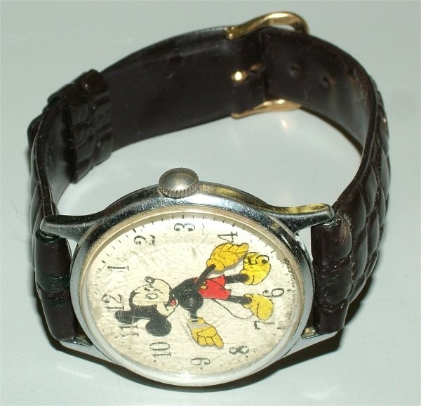 WALT DISNEY PRODUCTION MICKEY MOUSE WRIST WATCH