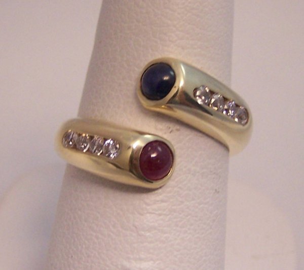 Ladies 14K Gold Ruby / Sapphire Ring.