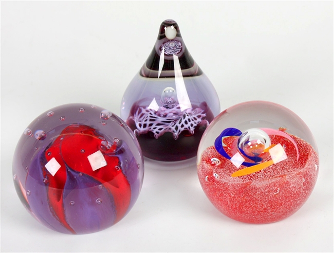 Six Caithness glass paperweights