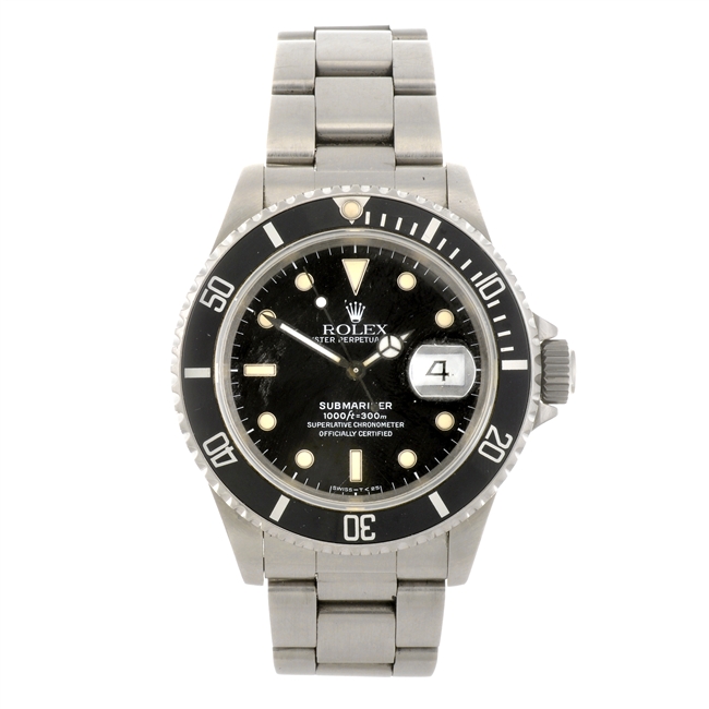 A stainless steel automatic gentleman's Rolex Submariner bracelet watch.