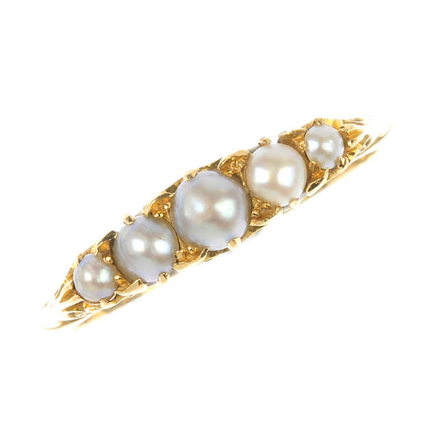 A late Victorian 18ct gold split pearl ring.