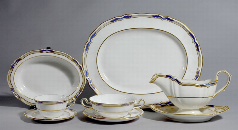 Spode Porcelain Dinner Service