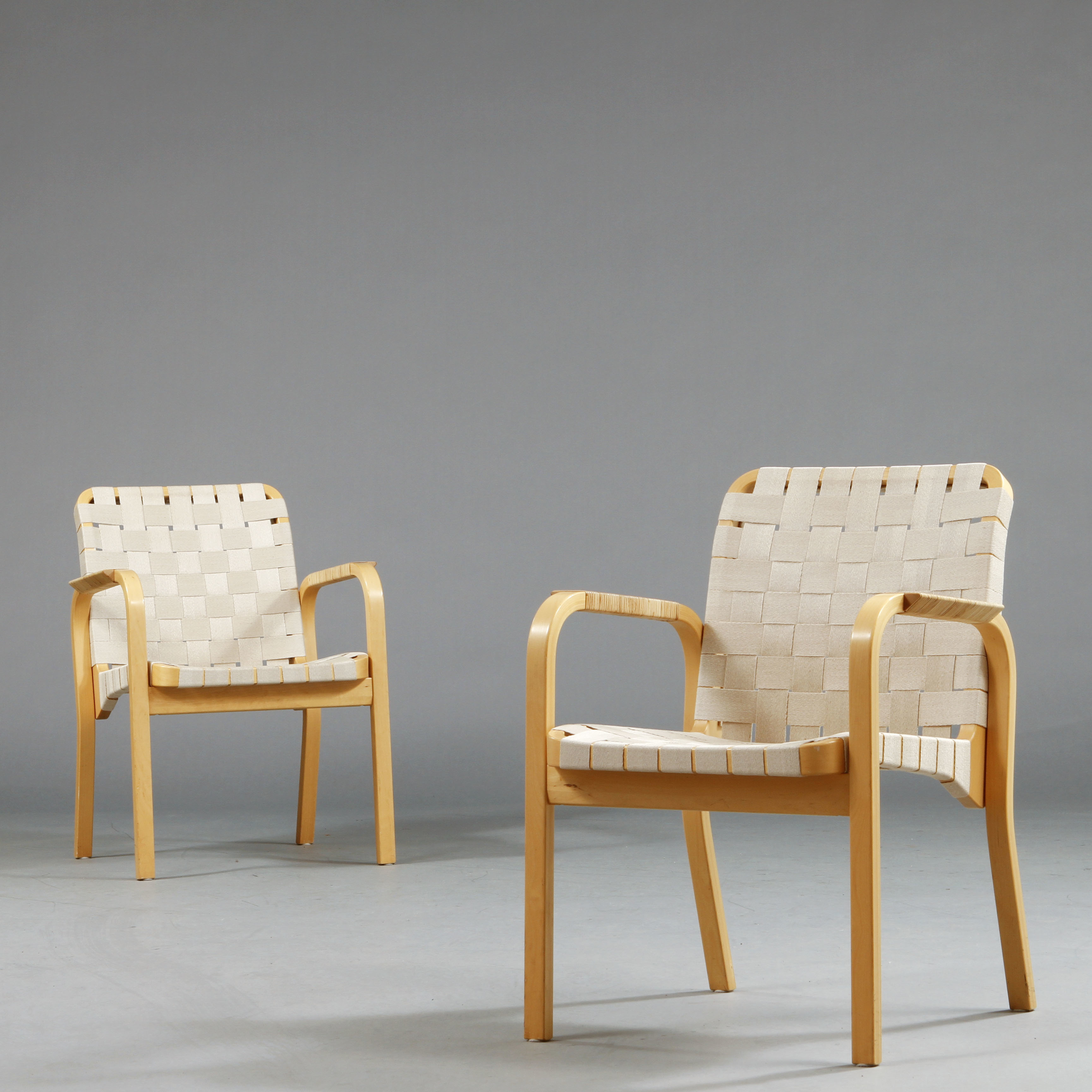 STOLAR, modell 45, ett par, Alvar Aalto för Artek.