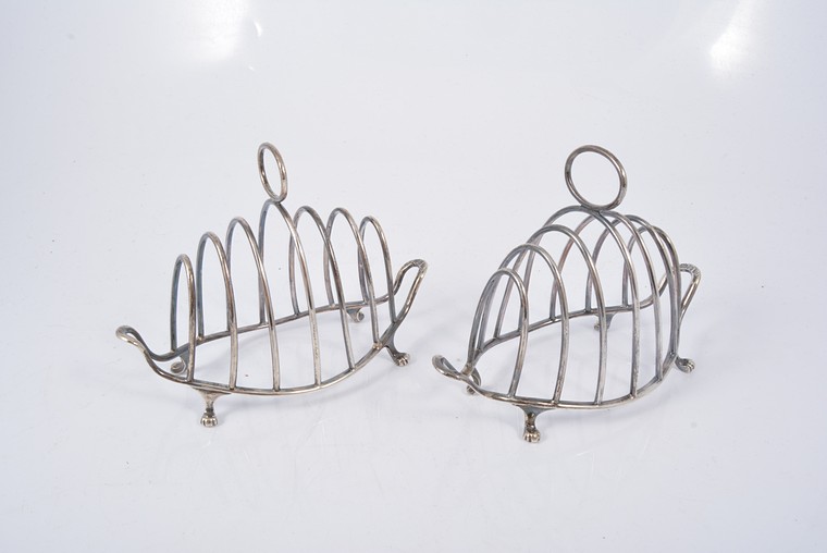 Pair of Edwardian silver toast racks
