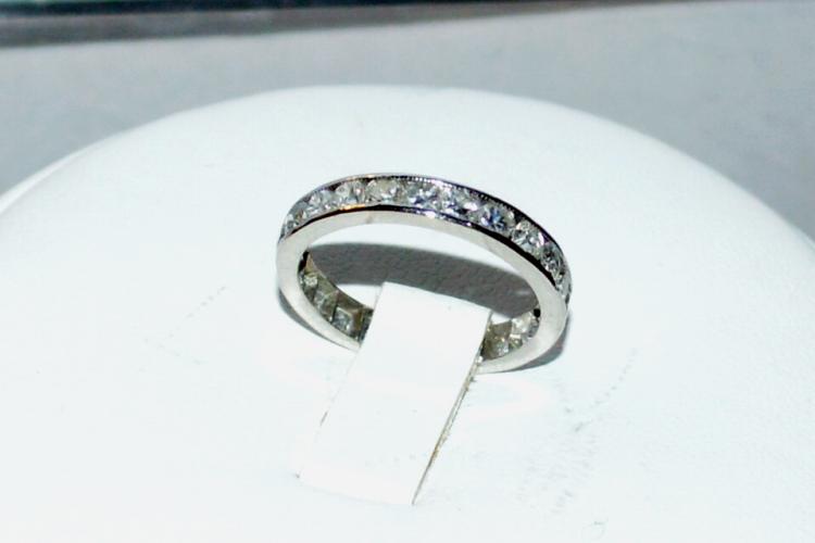 14kwg Diamond Eternity Band 1ctw #1246