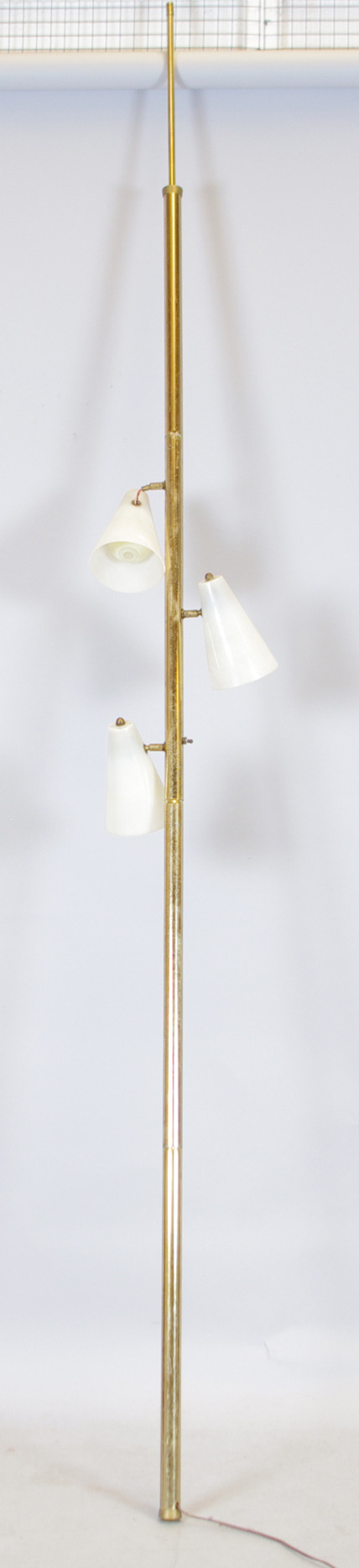 POLE LAMP, mässing/plast.