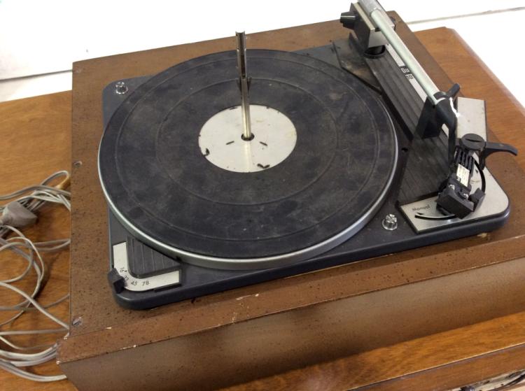 Dual 1010 Record Player Turntable