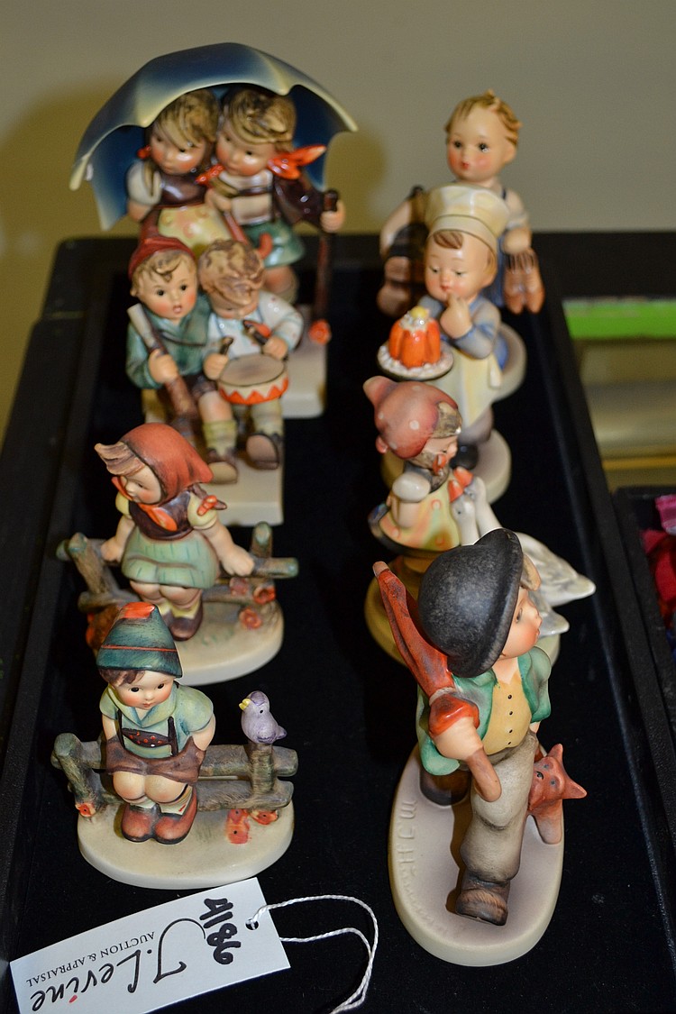 Lot Of 8 Goebel M.J. Hummel Porcelain Figurines