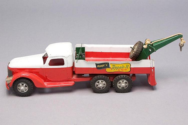BUDDY "L" PRESSED STEEL REPAIR-IT UNIT TOY WRECKER TRUCK