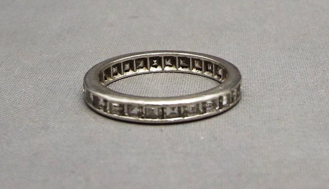 Gorgeous 14K white gold eternity/anniversary band