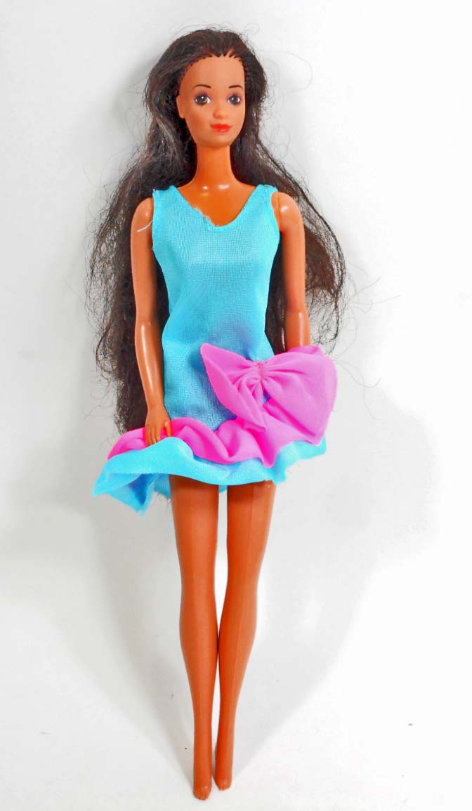 VINTAGE MATTEL BARBIE DOLL