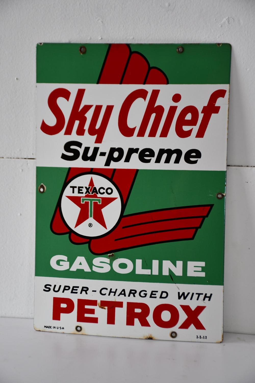 Porcelain Sky Chief Texaco Pump Plate 18" x 12"