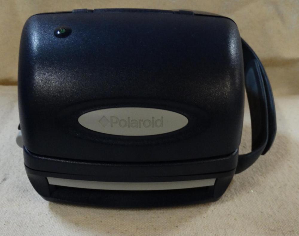 Vintage Polaroid 600 Instant Camera