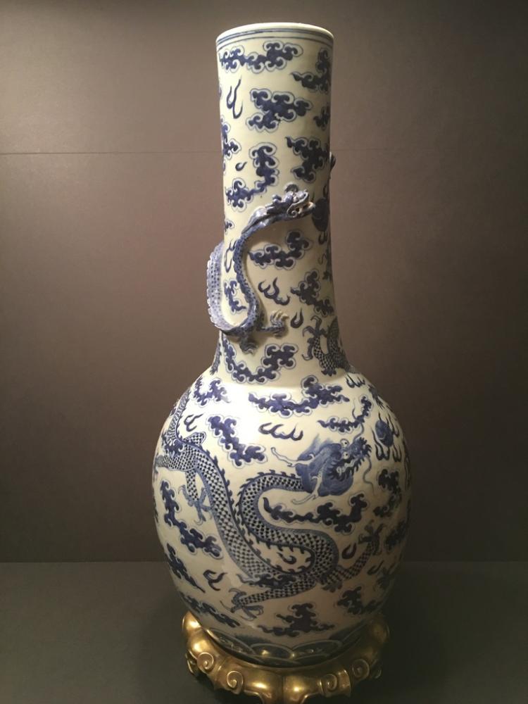 ANTIQUE Chinese Large Blue and White Vase with Dragon on Brass base
