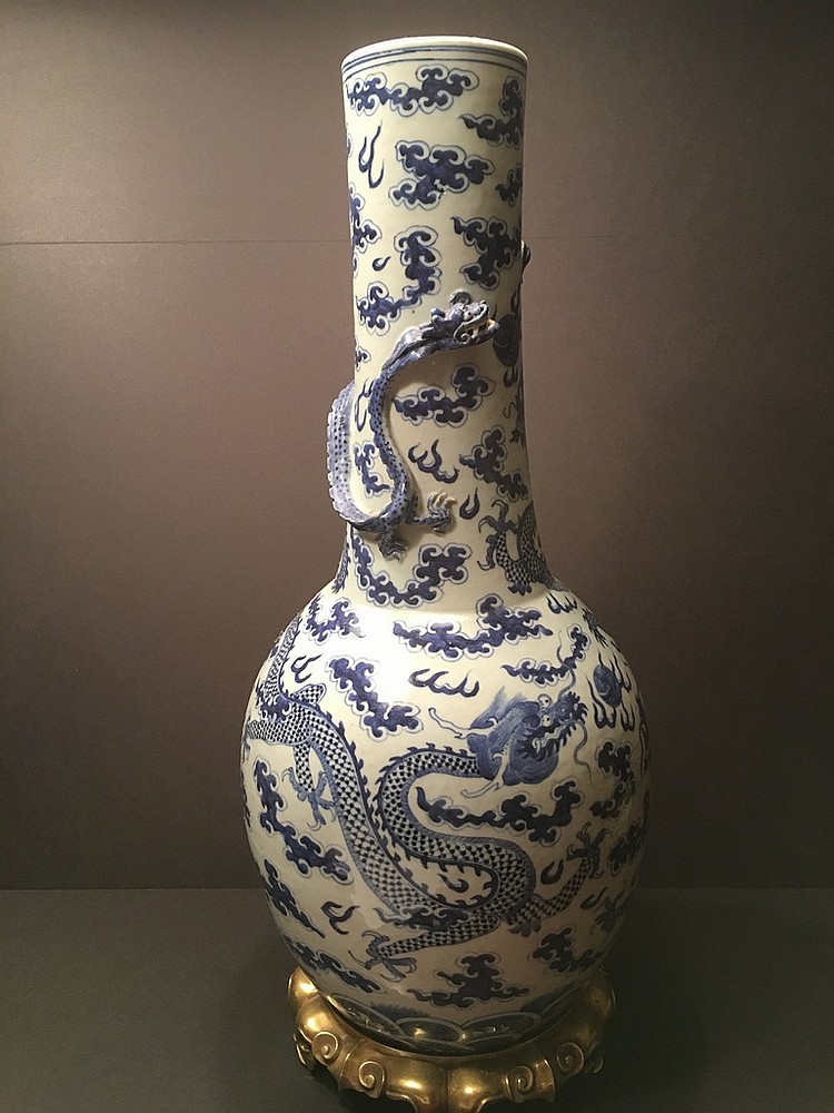 ANTIQUE Chinese Large Blue and White Vase with Dragon on Brass base