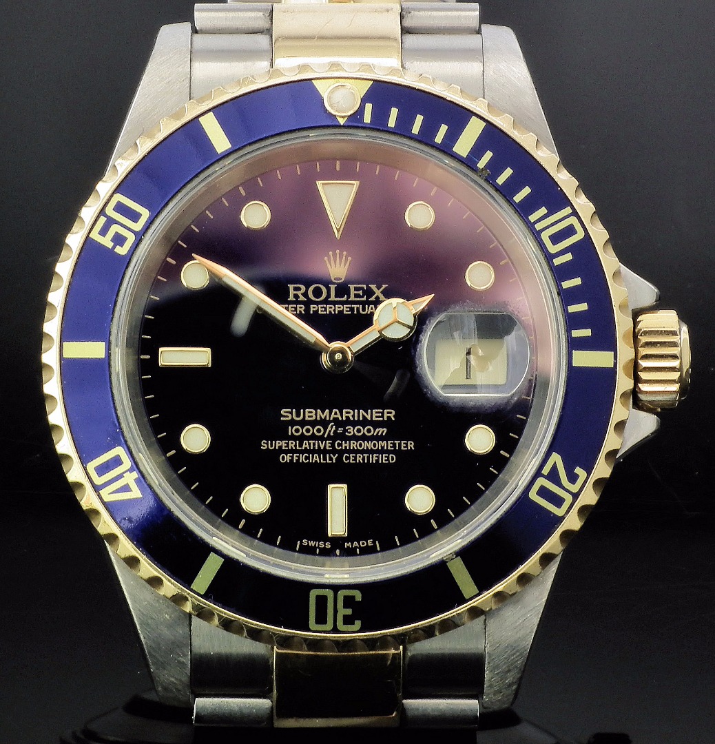 A modern gentleman's Rolex Oyster Perpetual "Submariner" wristwatch