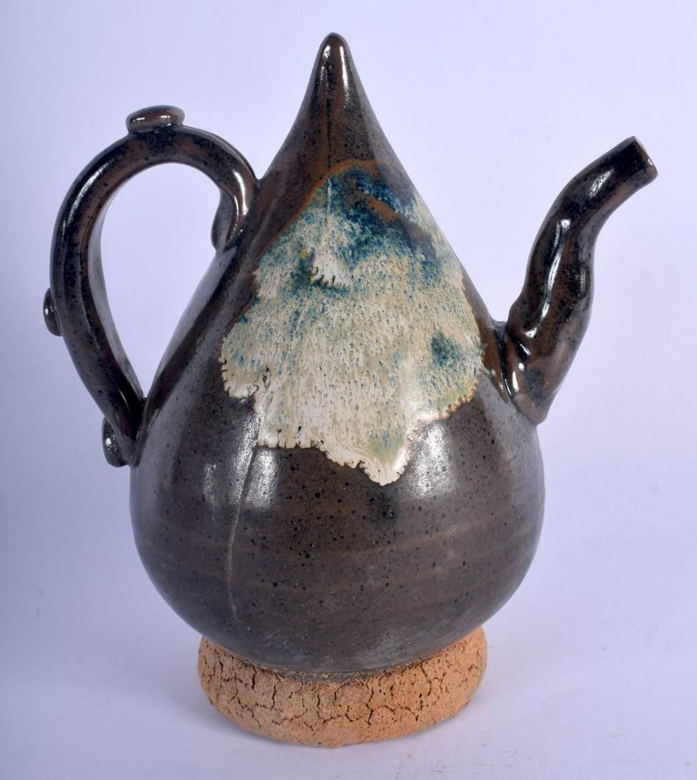 AN UNUSUAL EARLY 20TH CENTURY CHINESE JUNYAO STYLE