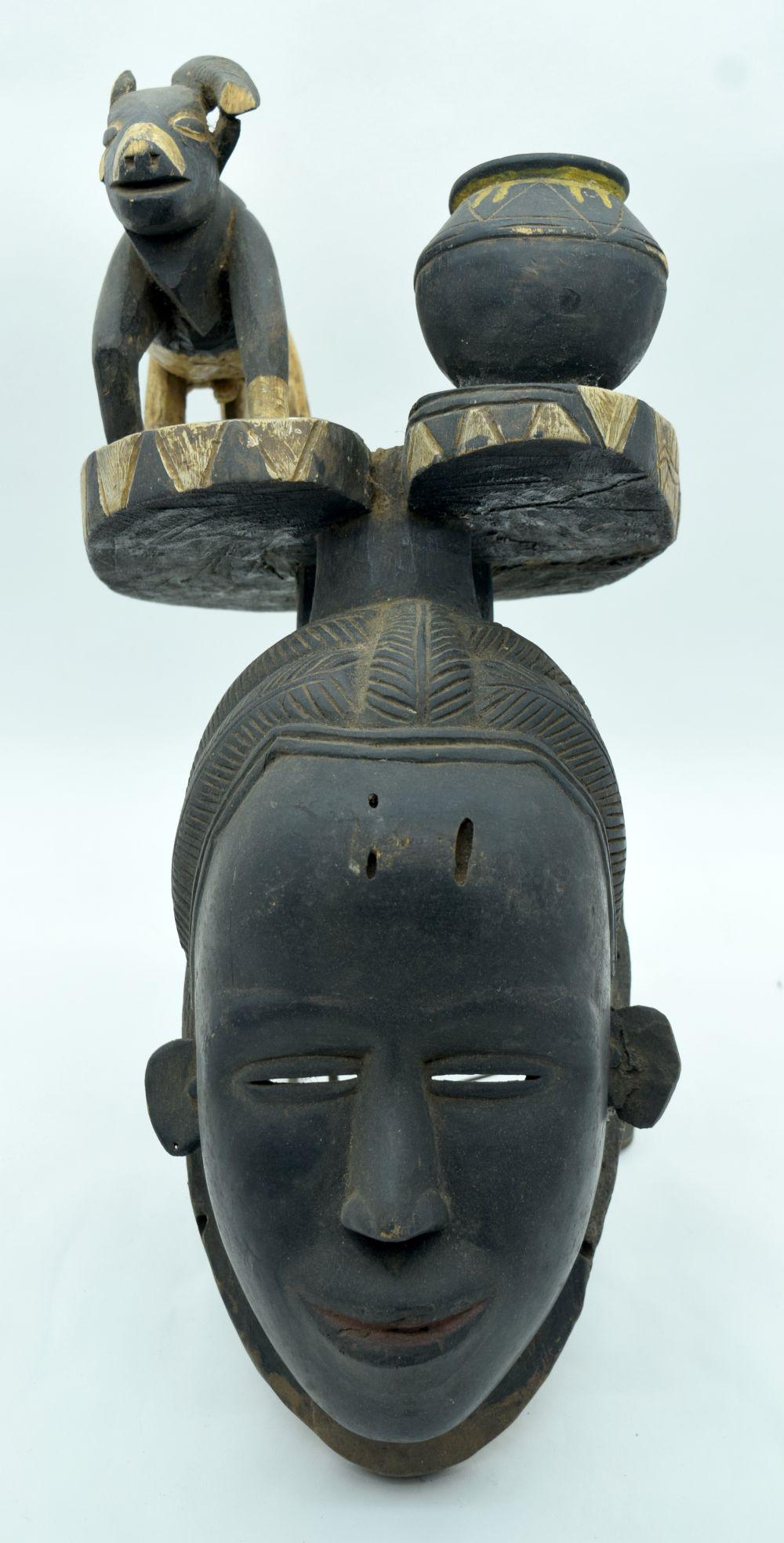 TRIBAL AFRICAN ART GURO ZAOULI DANCE MASK. IVORY