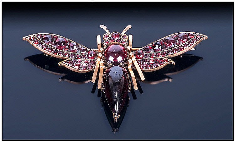 Victorian Very Fine Gold Bohemian Garnet Set