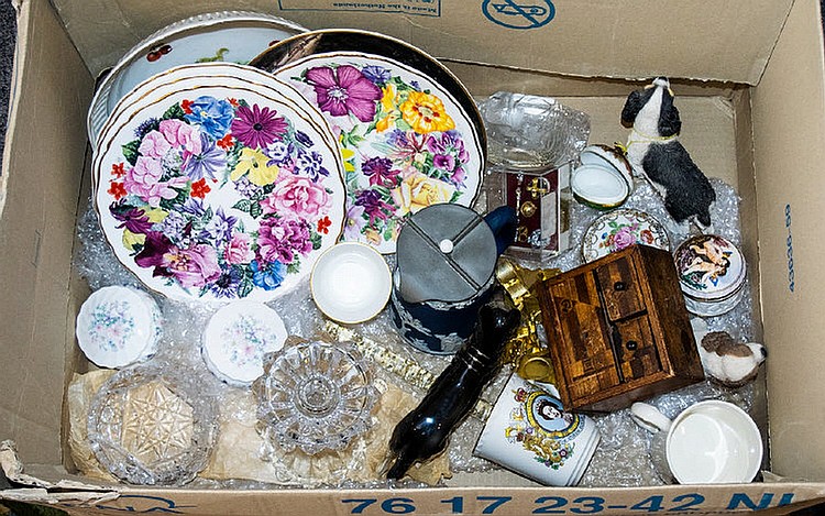 Collection of Miscellaneous Pottery to include dog figures, Wedgwood trinke