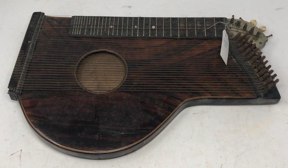 Zither stringed instrument.