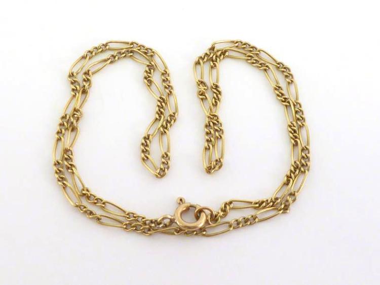 A gold chain, the bolt ring clasp stamped ?9c?, 39cm long, 3.7gms