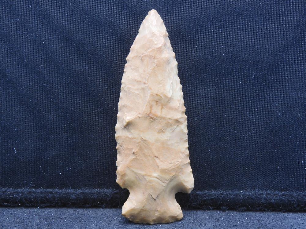 2 ½ inch brown notched point