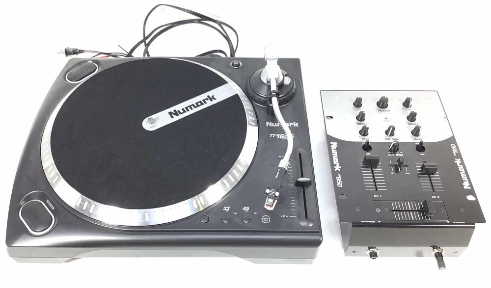 (2) Numark 1625 DJ Turntables, 950 Controller