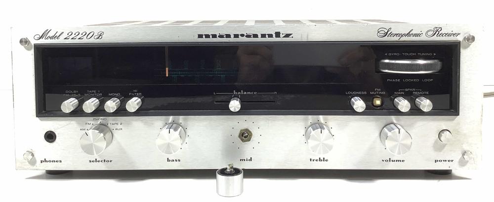 Vintage Marantz 2220B Stereophonic Receiver