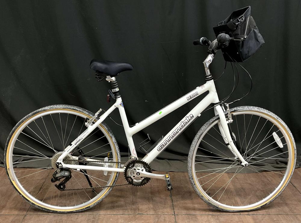 Cannondale 24-speed H300 Step-thru Bicycle