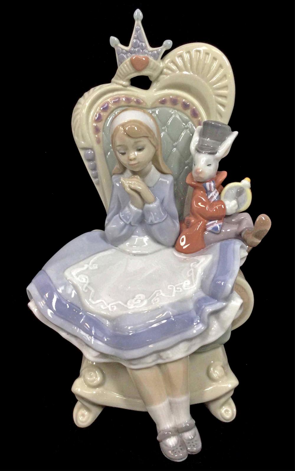 Lladro Alice In Wonderland Porcelain Figurine