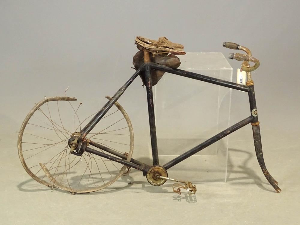 Crescent Chainless Pneumatic Safety Bicycle