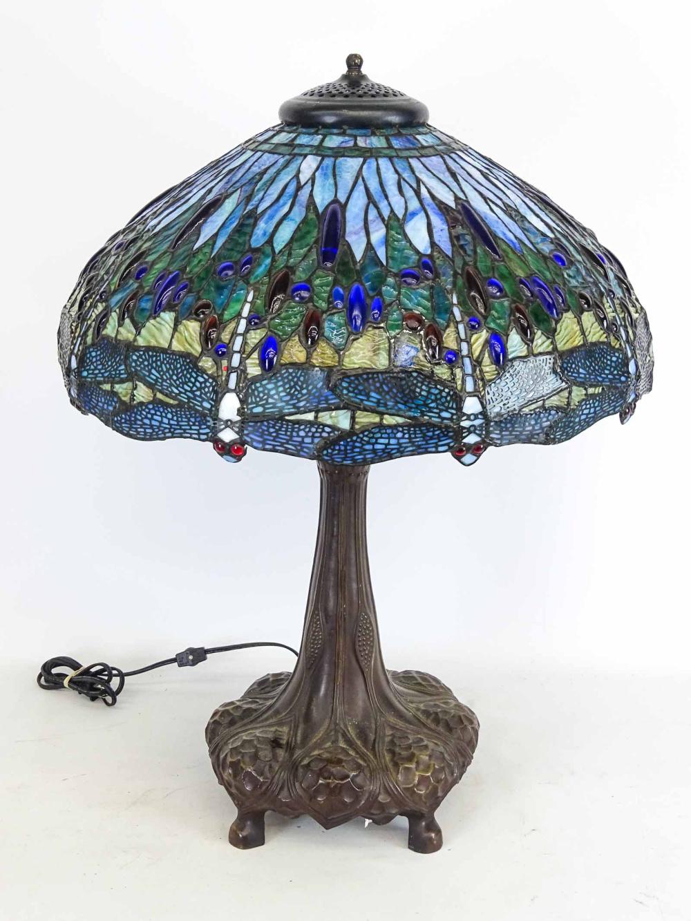 Tiffany Style Stained Glass Table Lamp