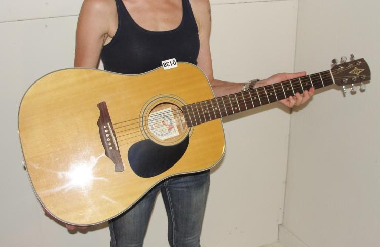 ALVAREZ Acoustic/Electric Guitar Model RD30SPU, With Case