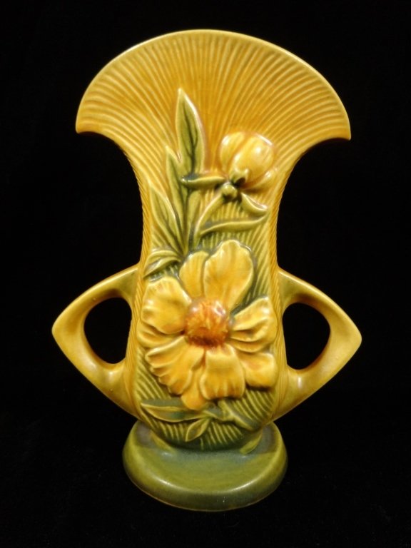 ROSEVILLE POTTERY PEONY VASE, TANGERINE, PATTERN 62-8