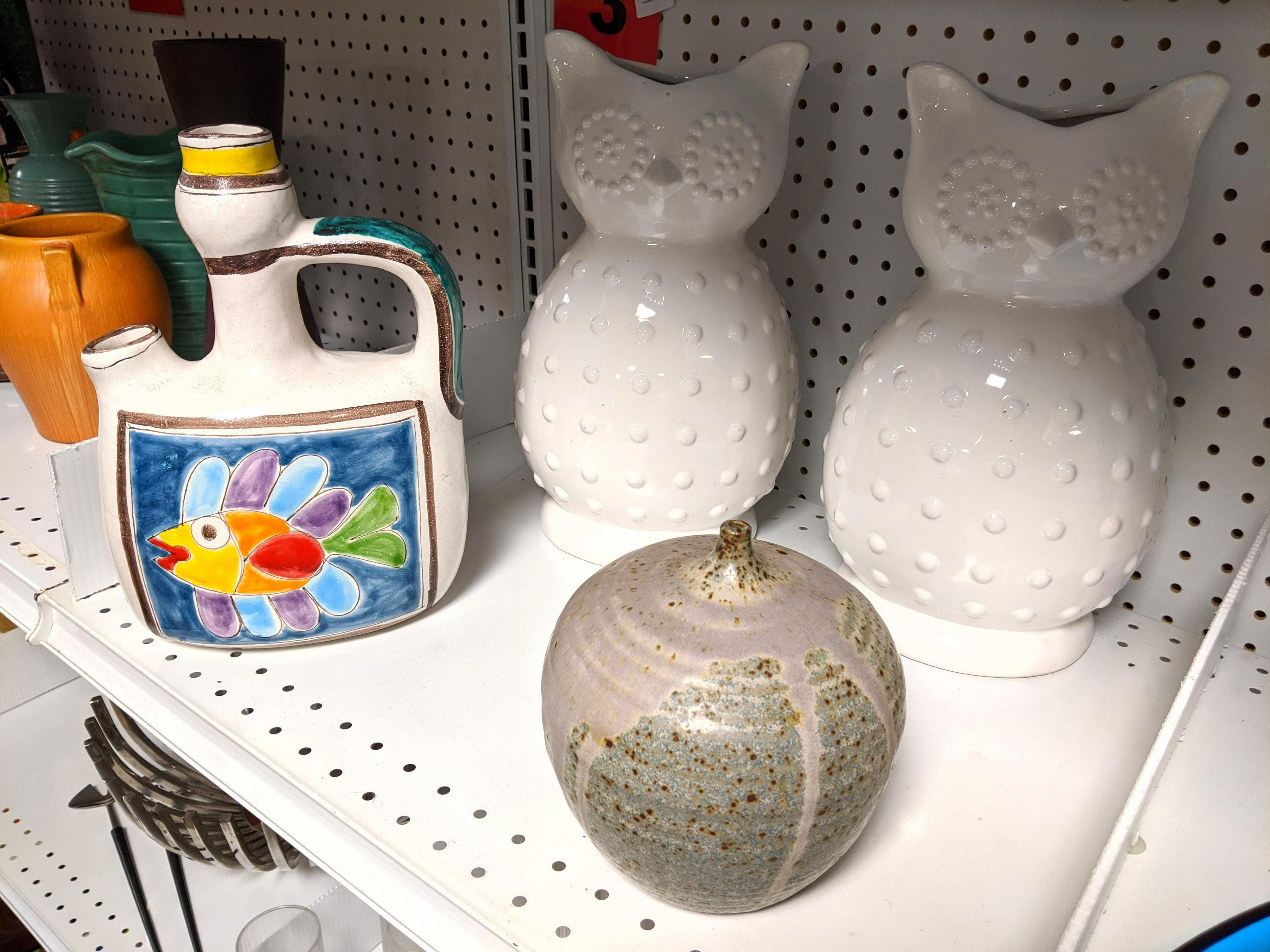 Shelf lot: Pottery owls and fish bottle DESIMONE potter