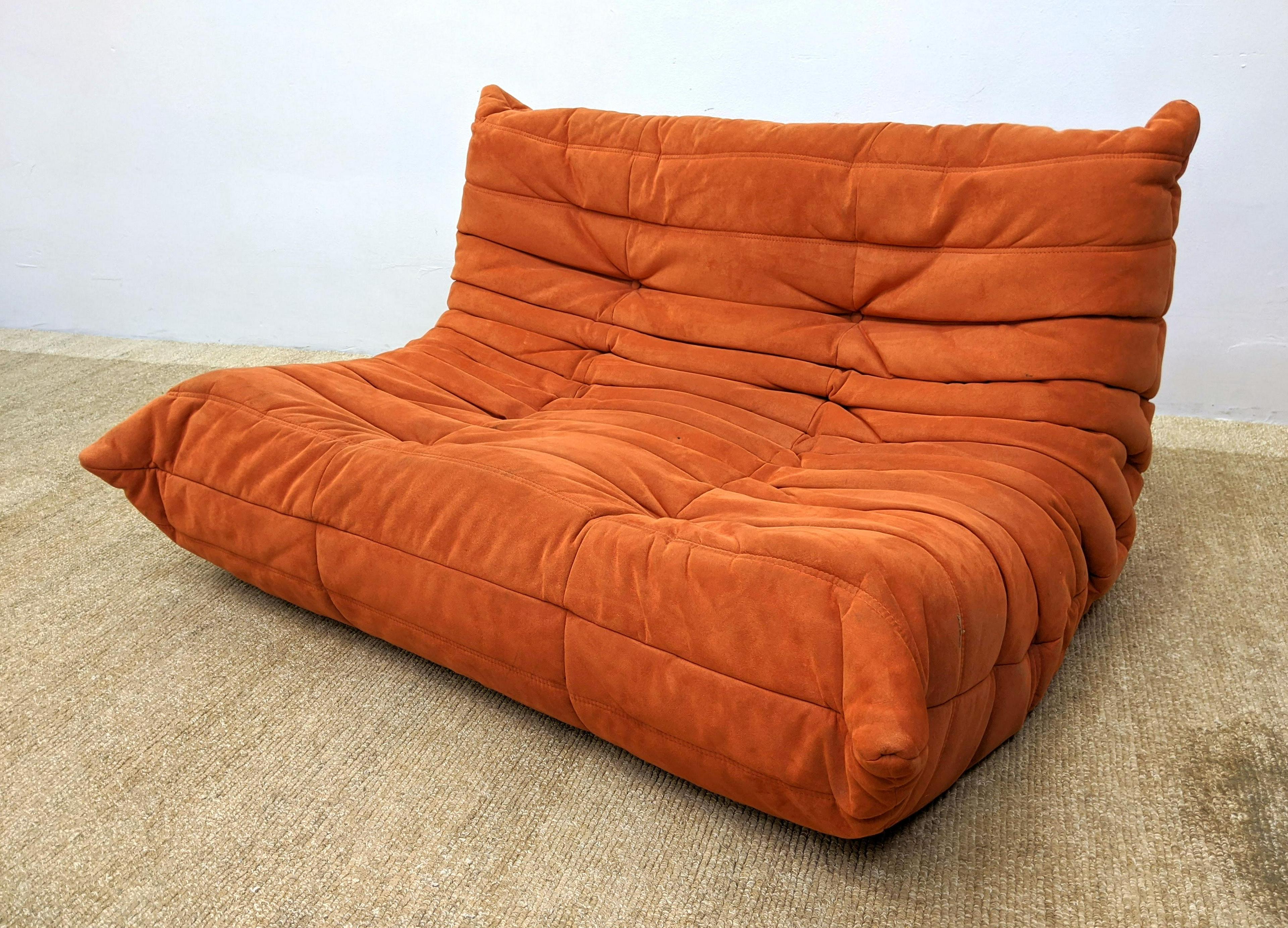 LIGNE ROSET TOGO Love Seat Sofa. French Upholstered Lov