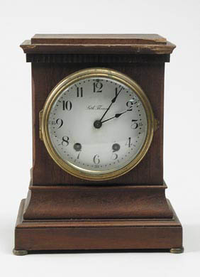 SETH THOMAS WOOD MANTLE CLOCK