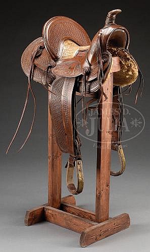 OREGON ROPING SADDLE MADE BY VICTOR MARDEN, THE DALLES, OREGON.