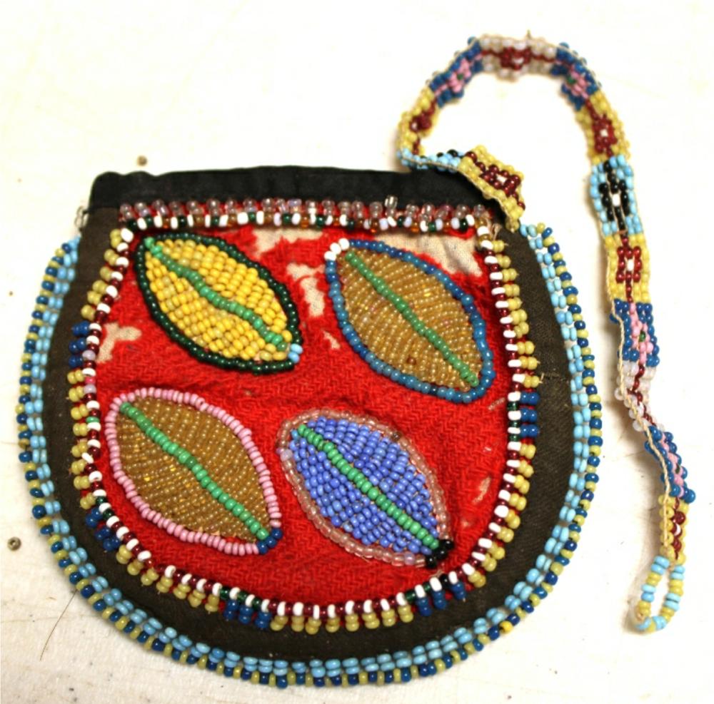 Antique 1890's Native American Northeast Woodlands Iroquois Beaded Bag