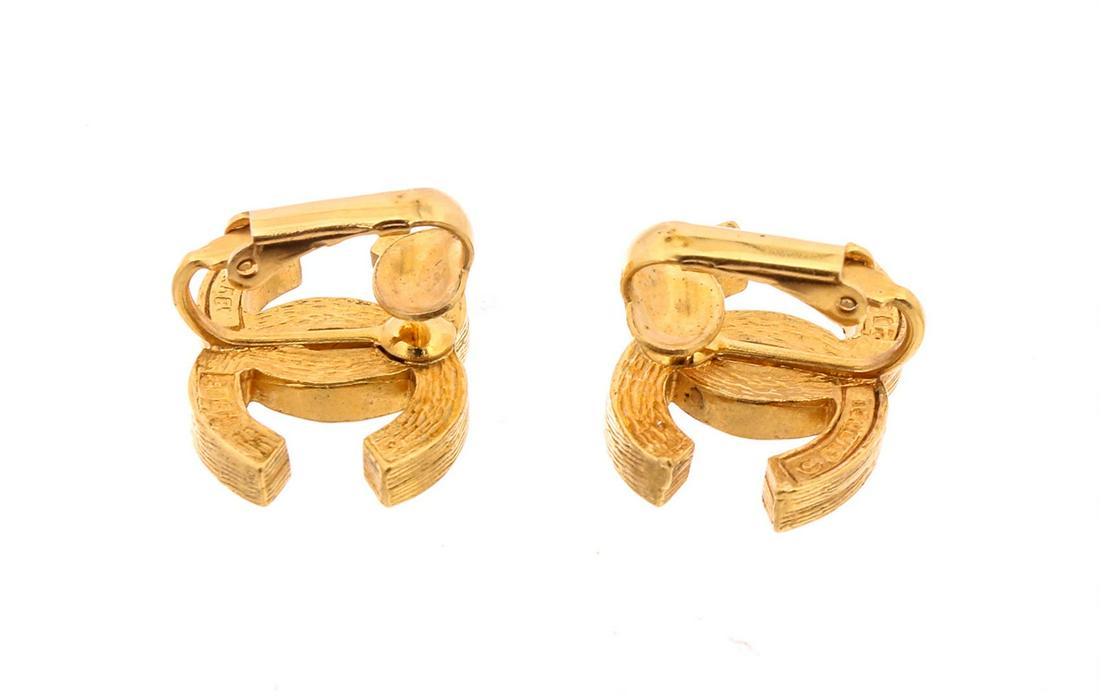 Chanel Vintage Gold Rhinestone CC Clip On Earrings