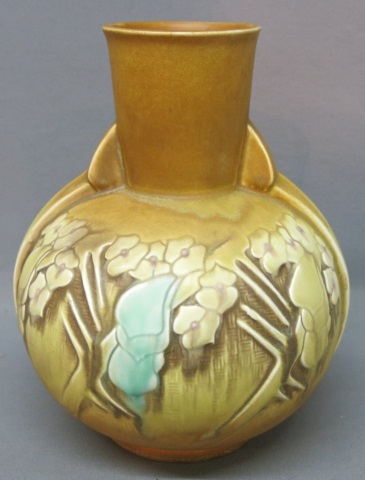 ROSEVILLE POTTERY 'CLEMENA' PATTERN VASE